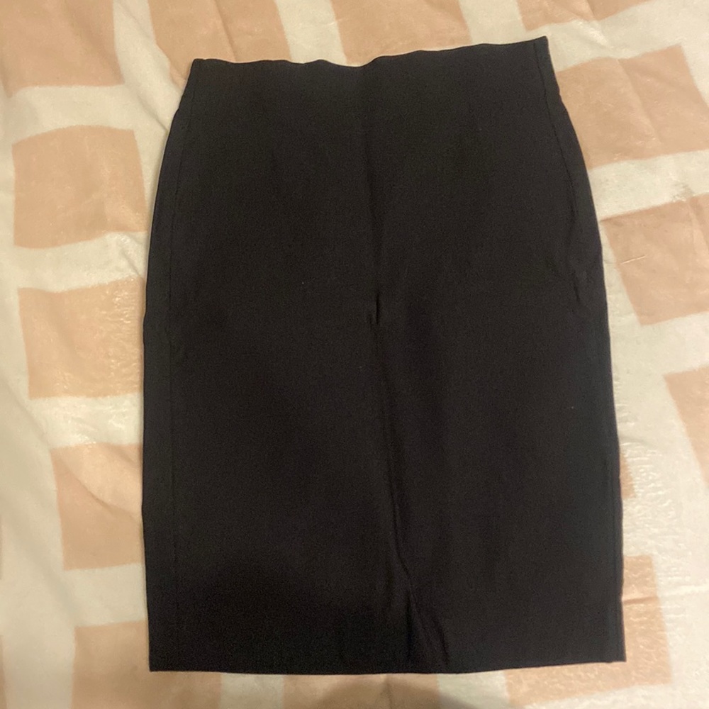 Black pencil skirt